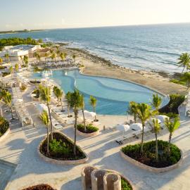 TRS Yucatan Hotel - Adults Only, hotel v destinácii Akumal