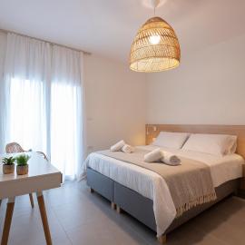 Sea and City Luxurious Apartment