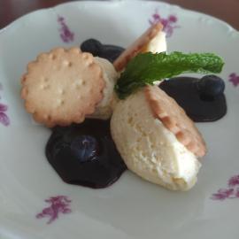 Hôtel restaurant Notre Dame, hotell i Orcival