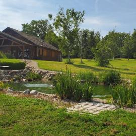 Grand Chalet, Hotel in Bourbon-Lancy