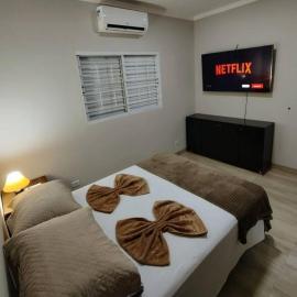 Casa luxuosa em região central (Próximo ao Aeroporto)