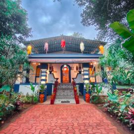 Chateau Madeira - 200 Year old Portuguese Heritage Luxury Villa Moira North Goa