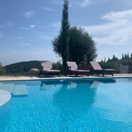 Pandora Villa, hotel u gradu Vati
