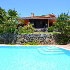 A Casa Di Angela B&B, hotel a Carbonia