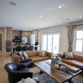 Cozy front lake cottage!, hotel em Hindon Hill