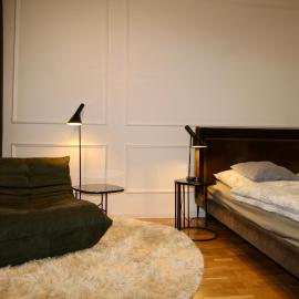 Zentrales hochwertiges Gründerzeit-Apartment Thomasius
