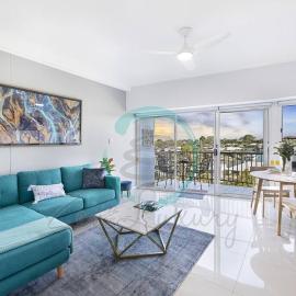 Zen Marina: 1-BR Executive Apartment By The Bay, מלון בLarrakeyah