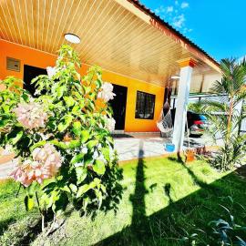 Casa Paraiso Parrita, hotel a Parrita