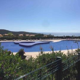 Beau 2 pièces, Magnifique vue mer et piscine