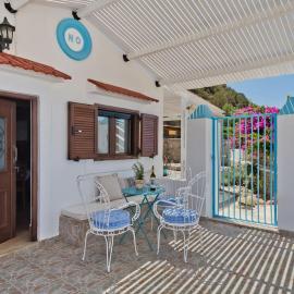 Olia Cottage, hotel v destinaci Karpathos