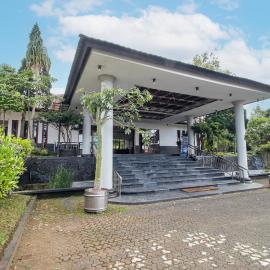 Nirwana Lembang, hotel em Tangkubanperahu