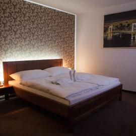 Penzión Arizona, hotel u gradu Zlate Moravce