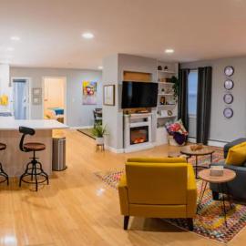 New Beautiful Apartment In Bayonne New Jersey NJ near Subway Path Train Manhattan New York NYC, hotel u gradu 'Bayonne'