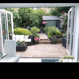 Homestay, Upmarket, Wimbledon & Southfields; beside tube; (20 mins to centre) walk to Tennis :, khách sạn ở London