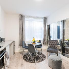 Cozy 1 Bedroom apartment, 30 mins to Oxford street by tube C