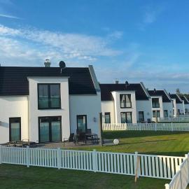 Haus mit Yachthafenblick in Peenemünde, hotel v destinaci Peenemünde