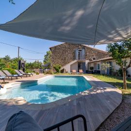 Le Mas des Oliviers Nîmes, hotel in Nîmes