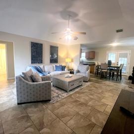 Entire home in Foley, Alabama, United States, hotel a Foley