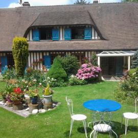Chez Catherine - Chaumière Normande, hotel din Theuville-aux-Maillots