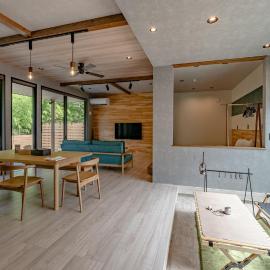 WAT RESORT 焚火とサウナBBQandリゾートヴィラ 高山, hotel u gradu Takajama