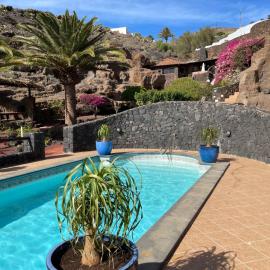 Castillo Lanzarote Villa Bailey - Luxury Villa - heated Pool, hotel en La Asomada