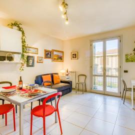 Appartamento Le Mimose - Lucca Apartment with Balcony - Happy Rentals