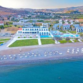 Kamari Beach, hotel Lárdoszban