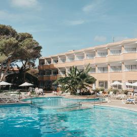 Punta Prima में, होटल Hotel Xaloc Playa