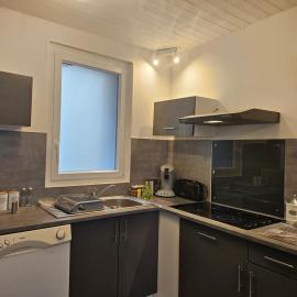 Maison de village 6 à 8 personnes, hotel a Le Fossat