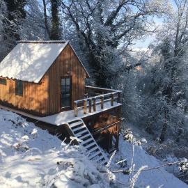Cabane du Voyageur, hotel i Yvoir
