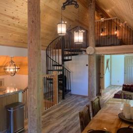 Brother Bear Lodge at Talkeetna