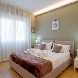 ARTpartment - 2 camere - WiFi - Garage โรงแรมในวาลเลโครเซีย