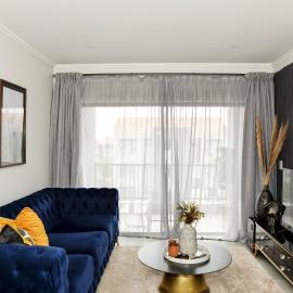 Eirini Elegant - Athena Apartment Fourways, hotel in Sandton
