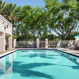 DoubleTree by Hilton Sunrise - Sawgrass Mills, hotel u gradu Sanrajz