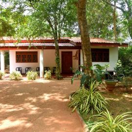 Senasuma Holiday Bungalow Anuradhapura, hotel in Anuradhapura