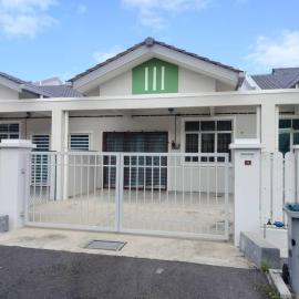 Umar's Lodge