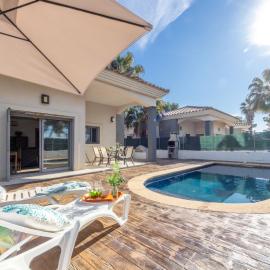 Holiday Home Gaviota 8 by Interhome