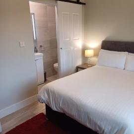 Joan B+B, hotel di Clonakilty