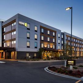 Home2 Suites by Hilton Fargo, hotel em Fargo