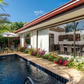 Boutique Resort Private Pool Villa - Phuket, hotel Thalangban