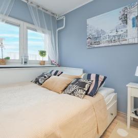 Blue Studio z balkonem by Noclegi Renters