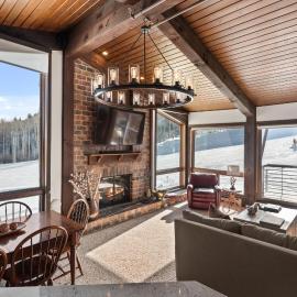 Enclave 306, Snowmass Ski-In/Ski-Out Condo w/Shared Pool/Hot Tub, hotel in Snowmass Village