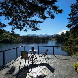 Cottage on the Lake - Cabaña privada - Guatapé - Jacuzzi, hotel i Guatapé