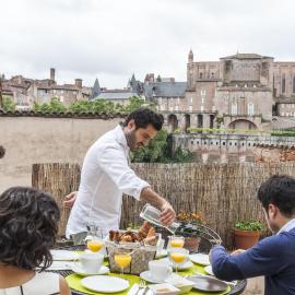Villa Caroline - Chambres d'Hôtes: Albi şehrinde bir otel