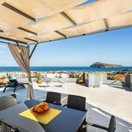 kallia's lux apt with sea view & cool jacuzzi