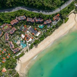 Centara Grand Beach Resort Phuket, hotel di Pantai Karon
