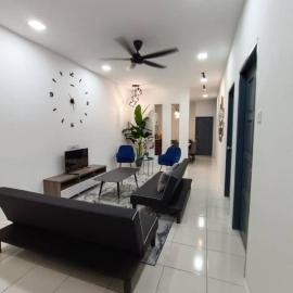 Rabb Homestay Samarahan, hotel u gradu Kampong Setigang