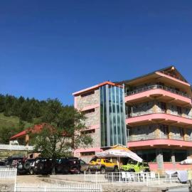 LURA Hotel: Peshkopi şehrinde bir otel