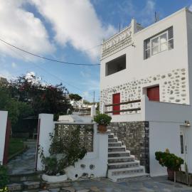 VILLA VASILIS ORNOS, hotel in Mikonos