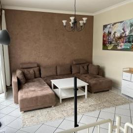 150qm Haus für 6 mit Parkplatz & Terrasse, hotel a Bremen